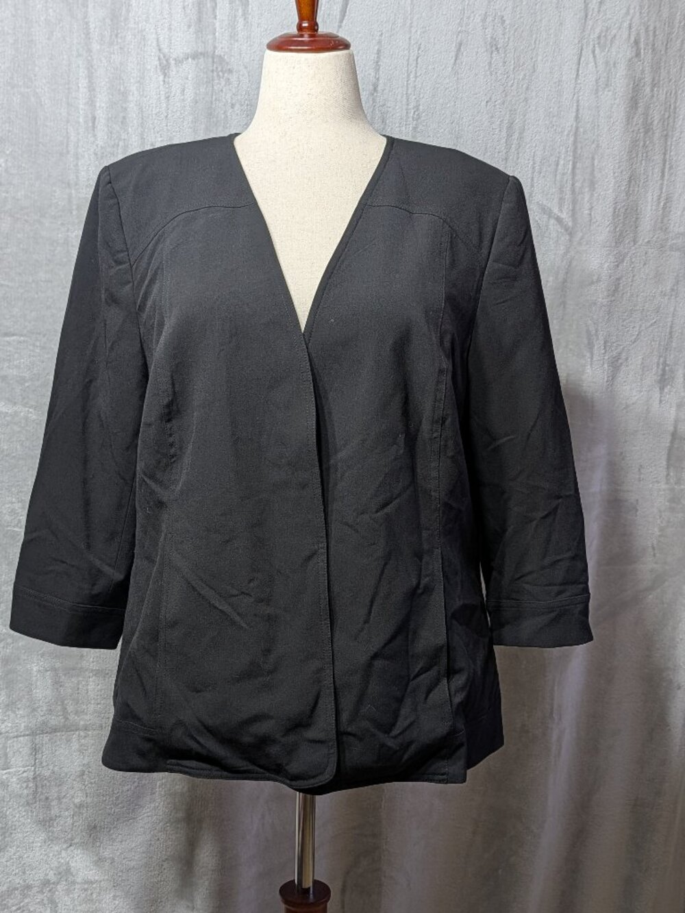 Jones Studio (1X) Black 3-/4 Sleeve Jacket